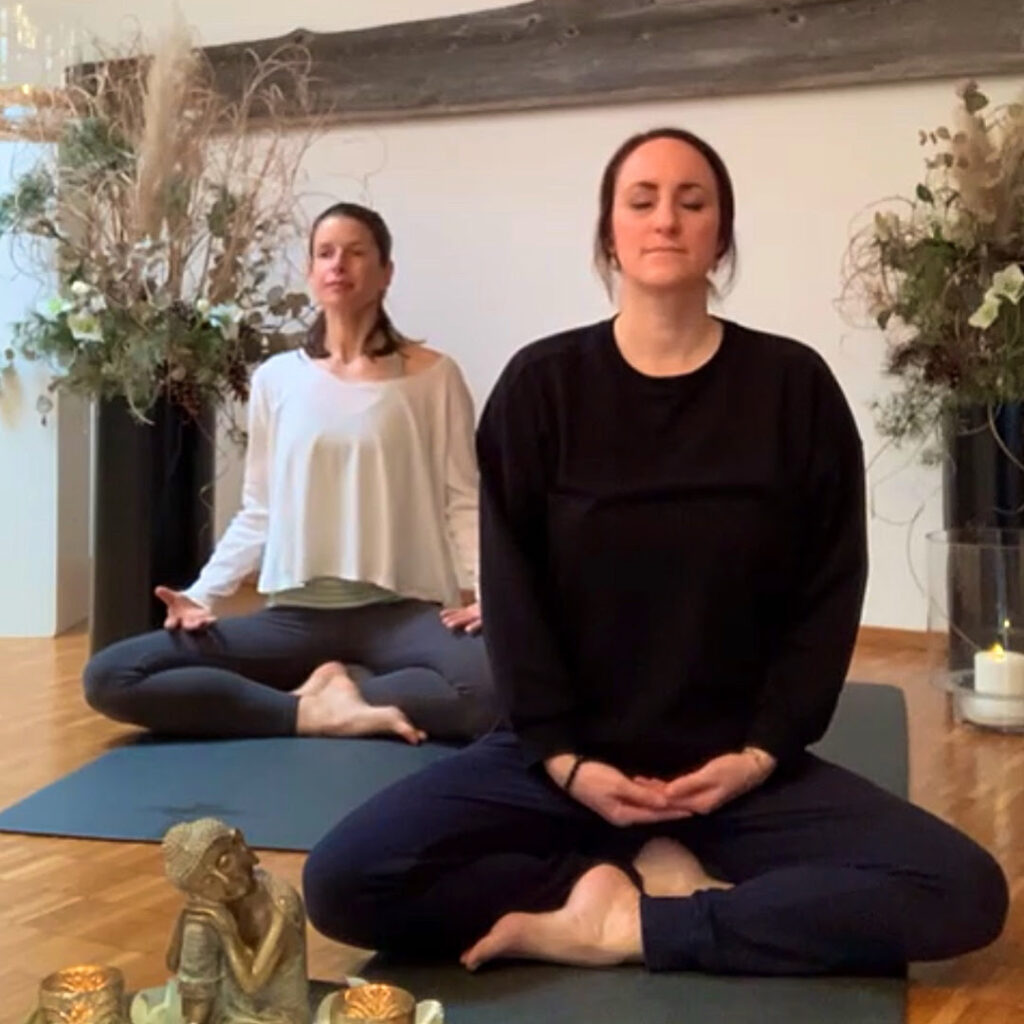 yogaflow Yoga