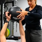 Physiotherapie an den Geräten